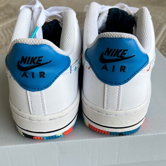 Nike Air Force 1 LV8 GS Multicolor Sneakers Size 4.5 Youth W/Original Box - Picture 5 of 16